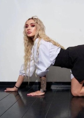 Проститутка Адель